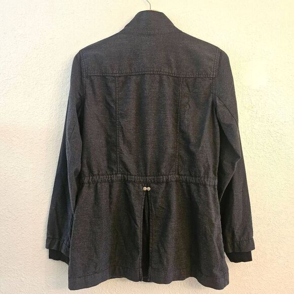 NWOT CAbi Weekend Moto Cinch Waist Fitted Stretch Flattering Jacket: Denim color - Picture 5 of 7